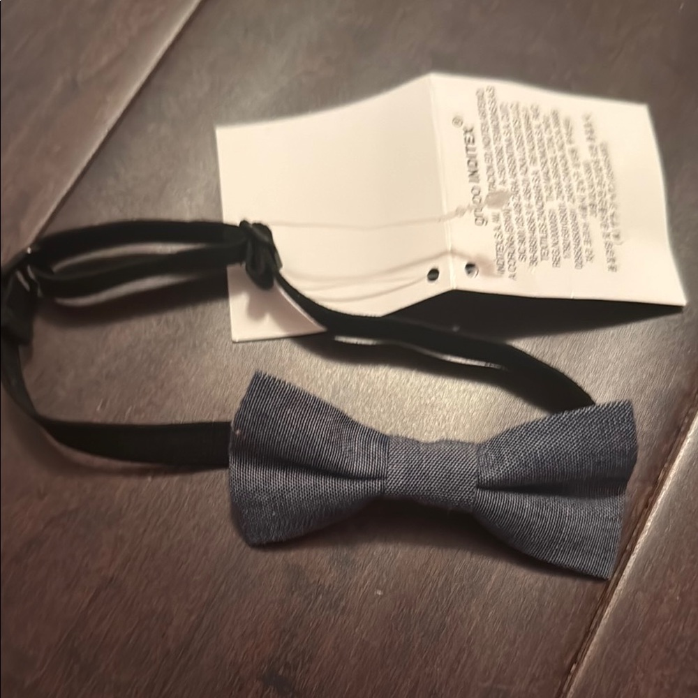 NWT Zara Baby Boys Blue Pre-Tied Bow Tie with Adjustable Strap!